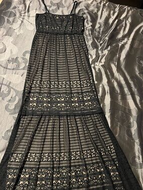 Max Studio Specialty Black Lace Spaghetti-Strap Tiered Maxi Dress Nude/Tan Small